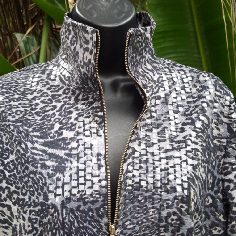 Exclusively Misook silver sequin leopard print ja… - image 1